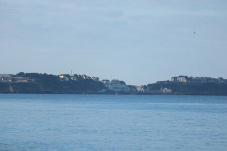 2023 09 15 De Coudeville-sur-Mer à Granville, IMG_5620 Donville-les-Bains, Granville et le cap Lihou depuis Coudeville (pano 5616-5623)