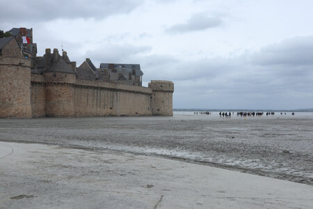 2023 09 19 De Saint-Quentin-sur-le-Homme au Mont-Saint-Michel, IMG_5936 Les remparts sud